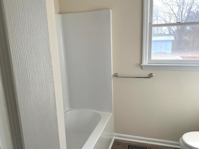 Building Photo - Home For Rent in Crouse NC