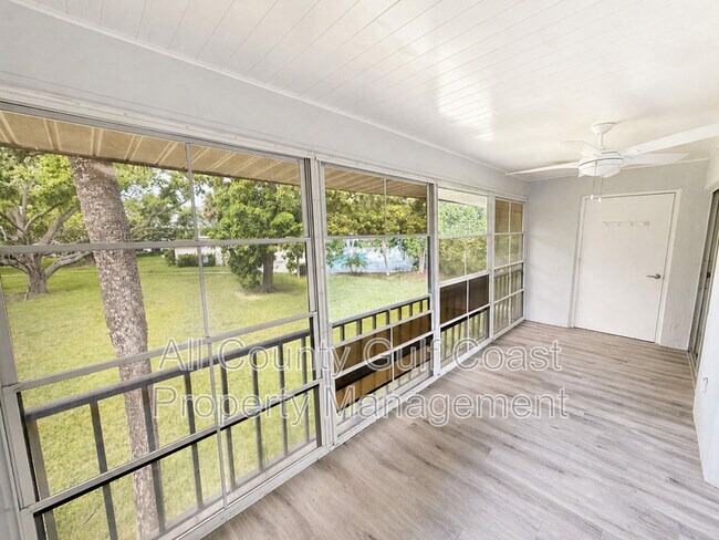 Building Photo - 4511 3rd St Cir W