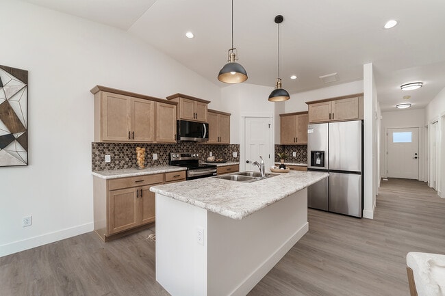 Building Photo - 5915 Little River Loop