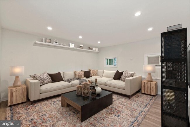 Building Photo - 5022 Branchville Rd