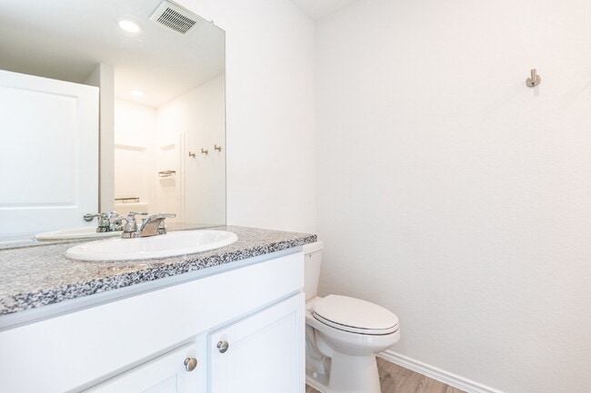 Building Photo - 4271 Thalweg Way