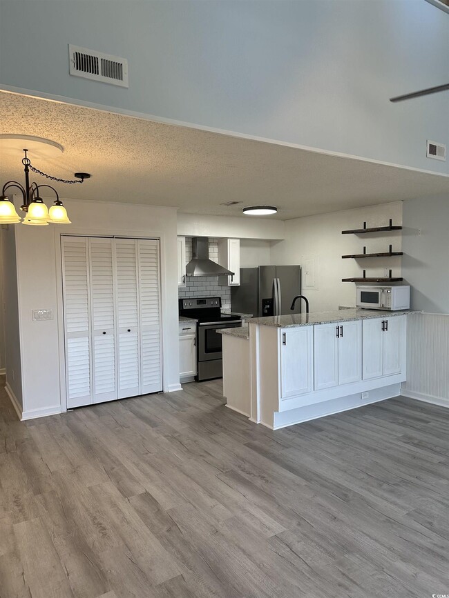 Building Photo - 4482 Little River Inn Ln