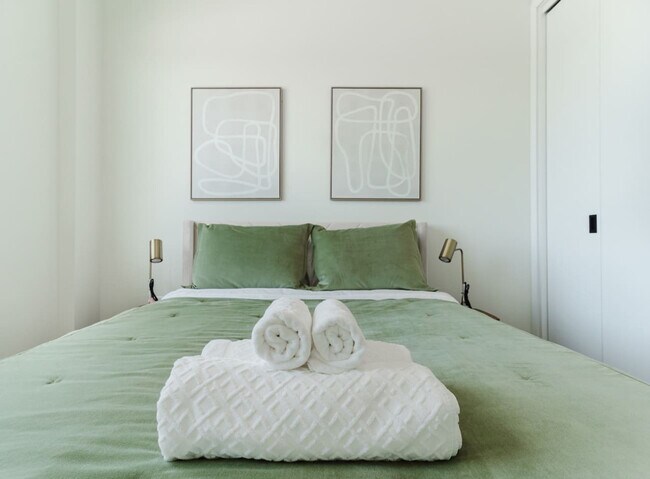 Building Photo - 2750 Griffin Rd