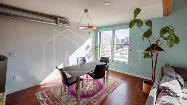 Building Photo - Luxury Downtown Phoenix Loft with Breathta...