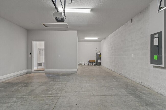Building Photo - 11920 Richmond Trl