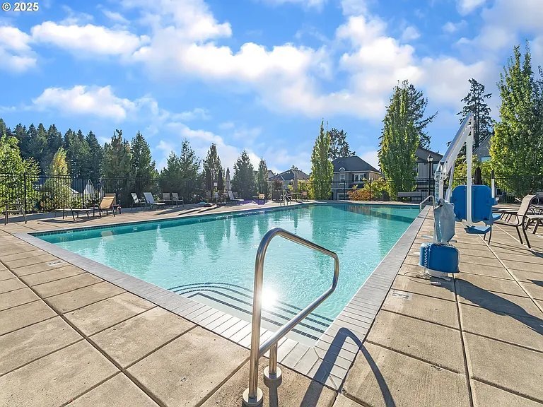 Building Photo - 13552 SW Beach Plum Terrace