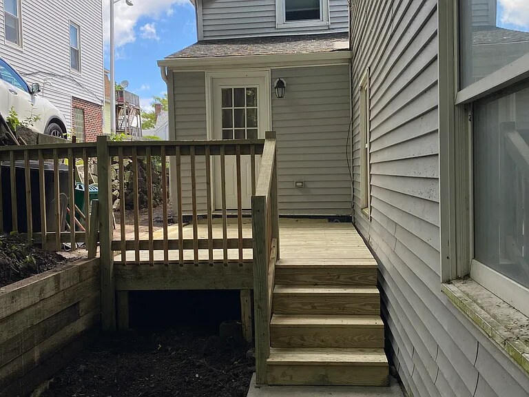 Building Photo - 19D Sigourney St