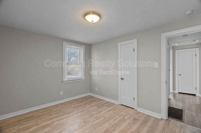 Building Photo - 4304 Springdale Ave