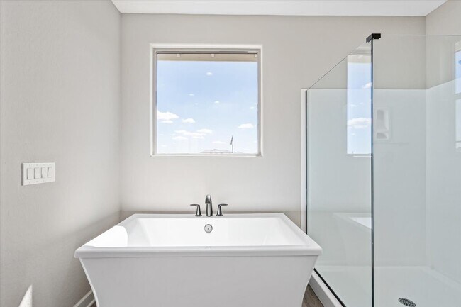 Building Photo - 35763 Geode Wy