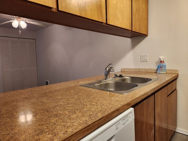 Building Photo - 9717 Danwood Ln NW