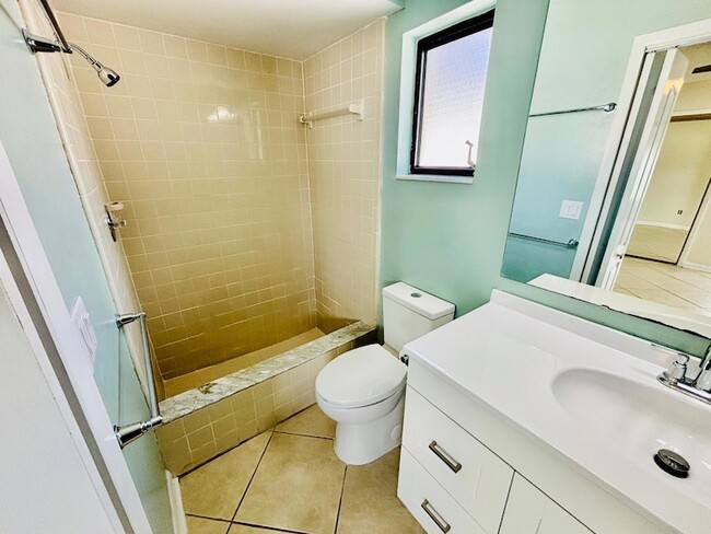 Building Photo - 9467 Montello Dr