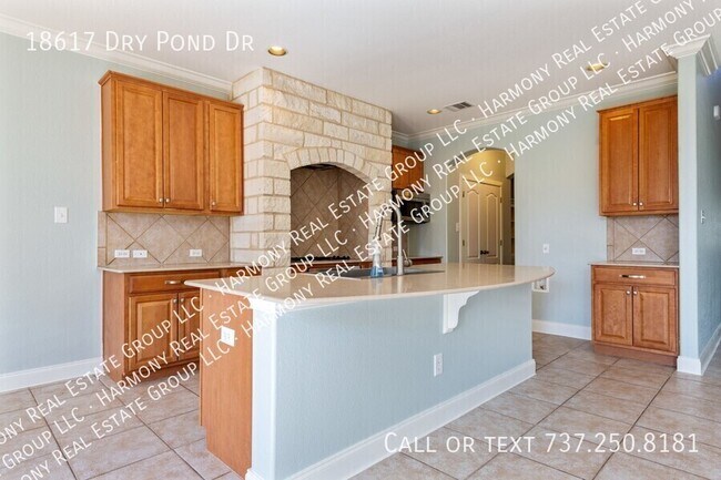 Building Photo - 18617 Dry Pond Dr