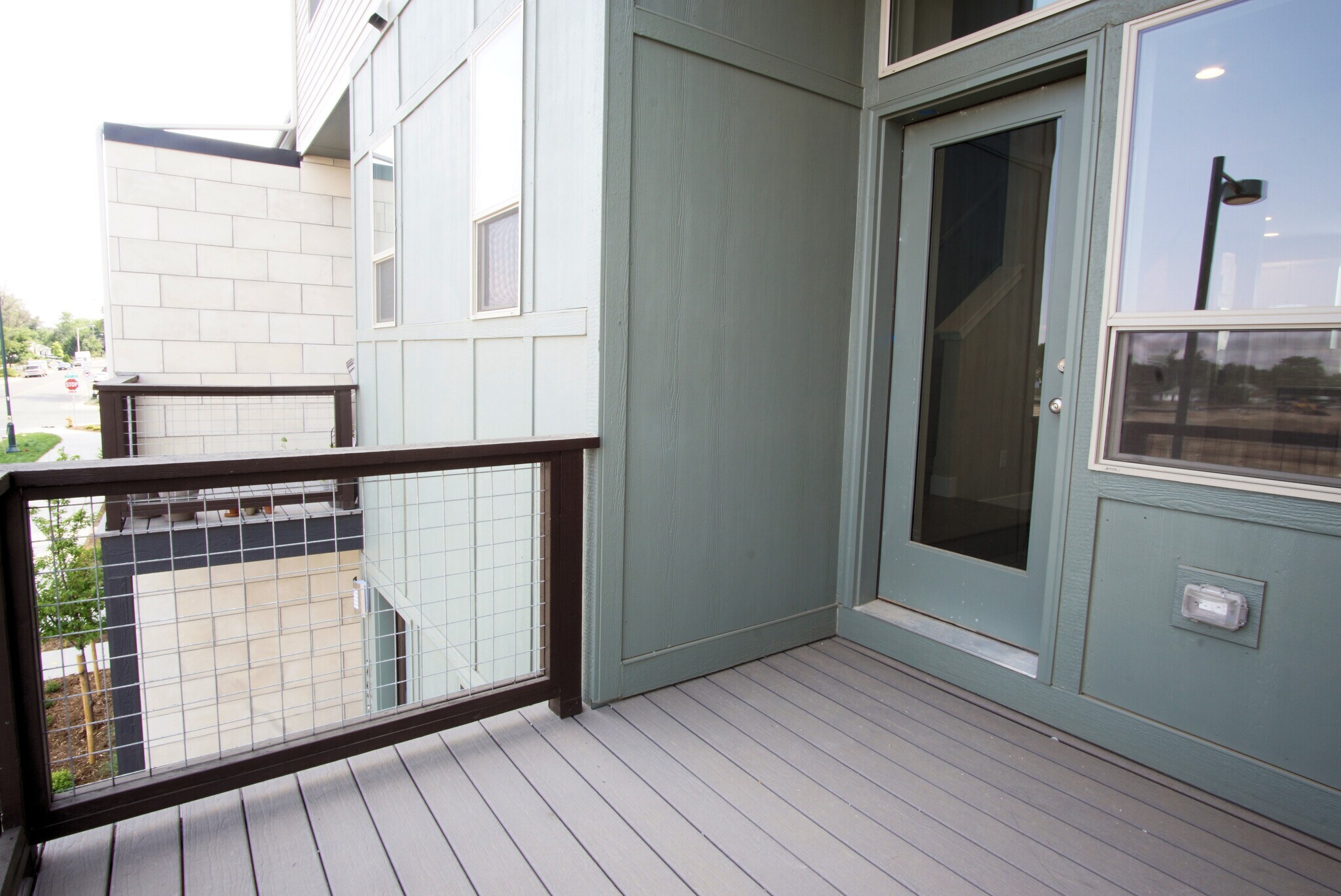 Deck outdoor space off of living room. - 2541 Moline St