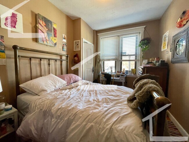 Building Photo - Easy Commute! Perfect Location Near Everything! Luxury Allston 5-Bed