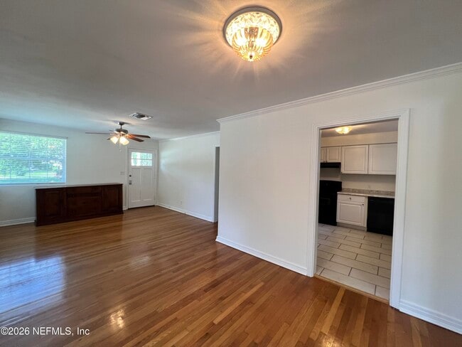 Building Photo - 1377 Tiber Ave