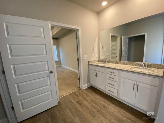 Building Photo - 9102 Diamante Blvd