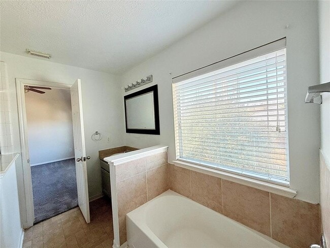 Building Photo - 23744 Martin S Cir