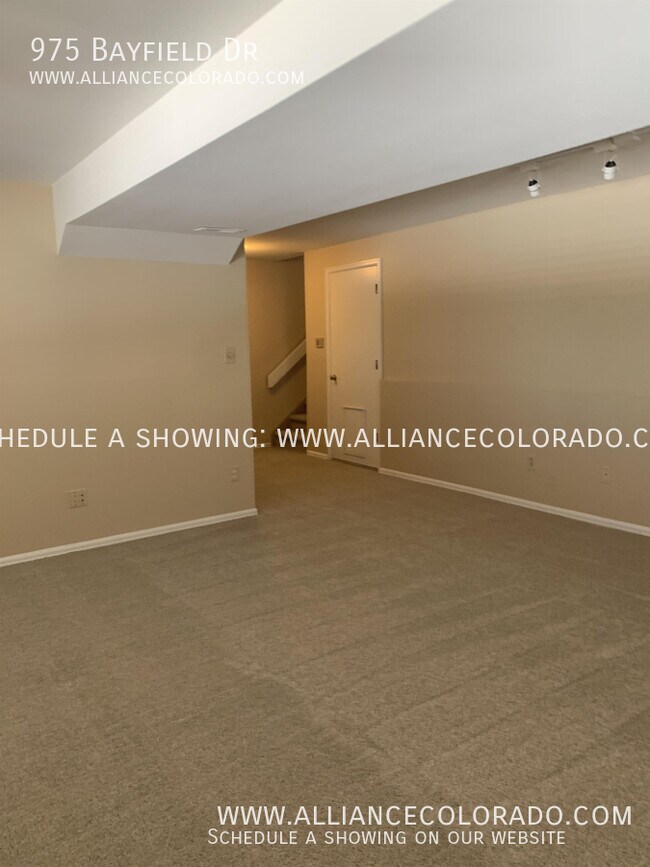 Building Photo - 975 Bayfield Dr