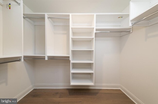 Building Photo - 33 Letitia St