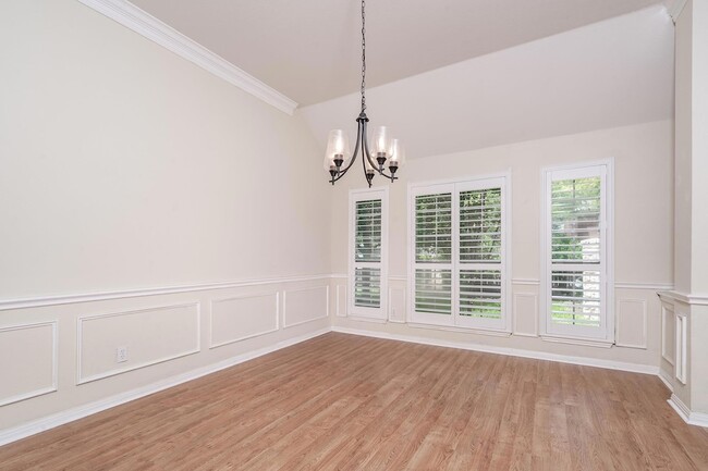 Building Photo - 29000 Bay Hill Ct