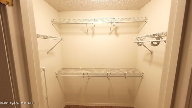 Building Photo - 2115 Sierra St