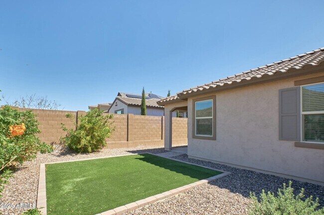 Building Photo - 12542 W Cassia Trail