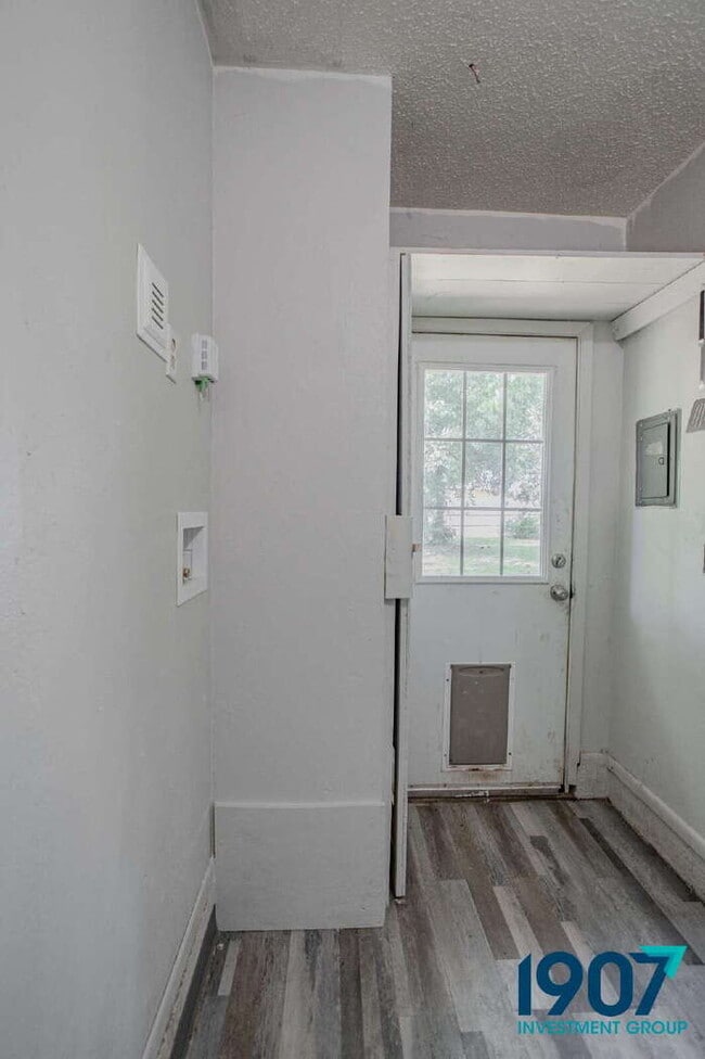 Building Photo - Spacious 4-Bedroom Home in Moore - Availab...