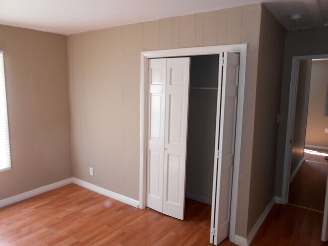 Building Photo - 1311 7th Ave N