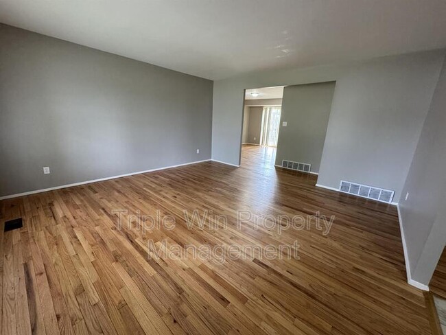 Building Photo - 11282 Ashcroft Ln