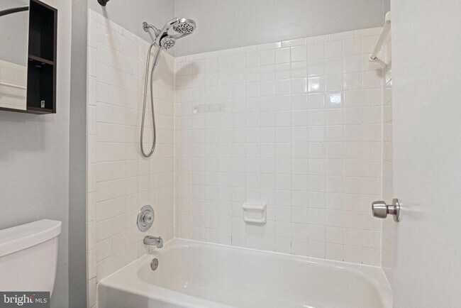 Building Photo - 11200 Beaver Trail Ct