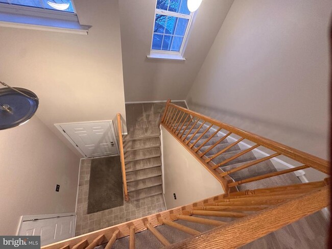 Building Photo - 937 Cholet Dr