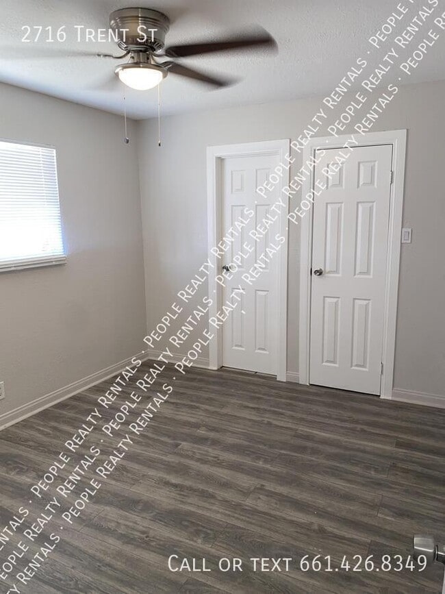 Building Photo - 2716 Trent St