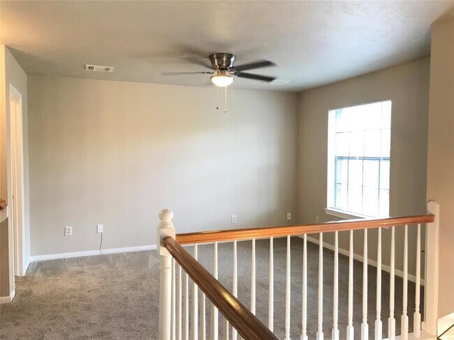Building Photo - 835 Prairie Brook Ct