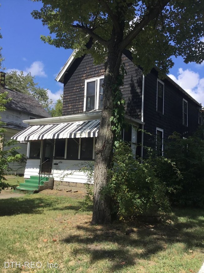 Building Photo - 2 br, 1 bath House - 450 South Ave SE