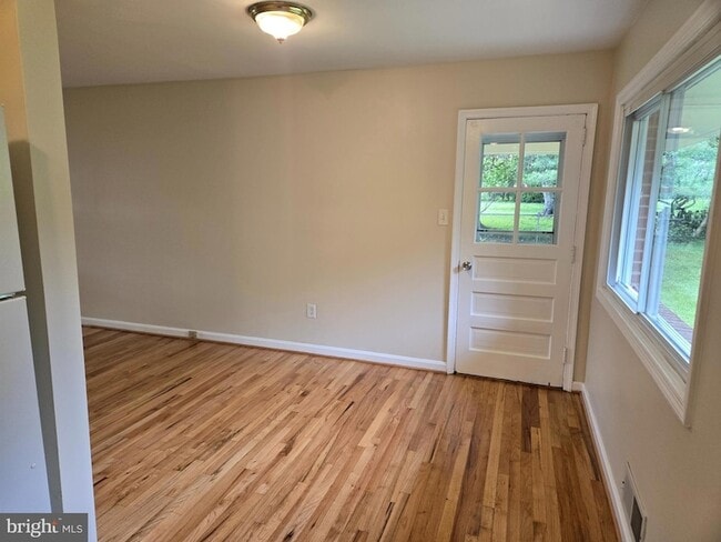 Building Photo - 13118 Vandalia Ct