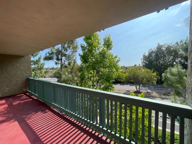 Building Photo - 412 N Bellflower Blvd