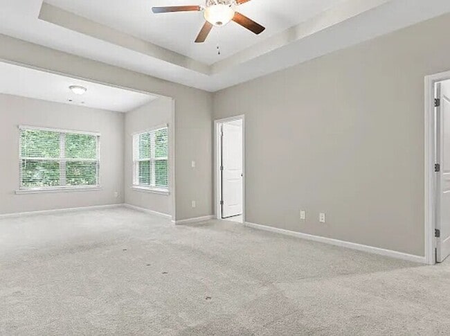 Building Photo - 1829 Lynwood Ln