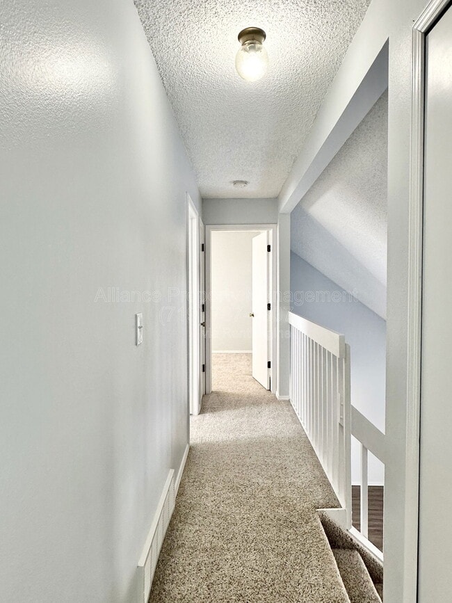 Building Photo - 3465 Kirkwood Dr