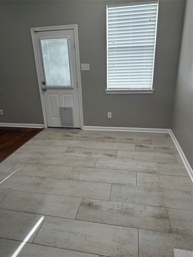 Building Photo - 319 Brandy Ridge Ln