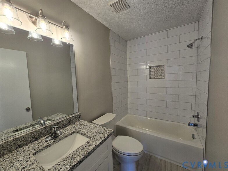 Building Photo - 10200 Stroud Ln