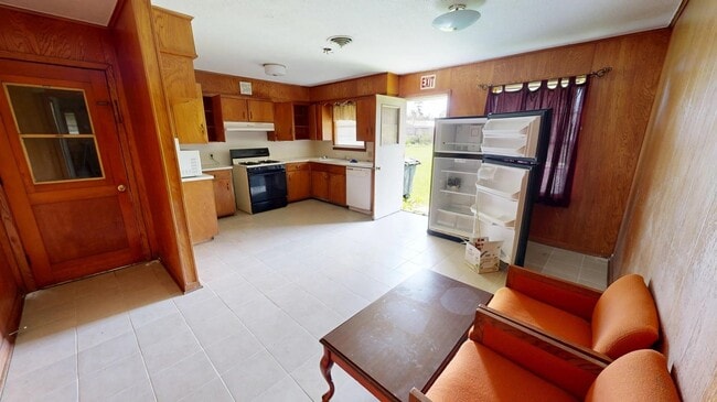 Building Photo - 4021 Nelson Rd