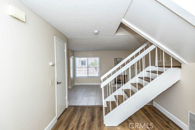 Building Photo - 21 Ashbrook