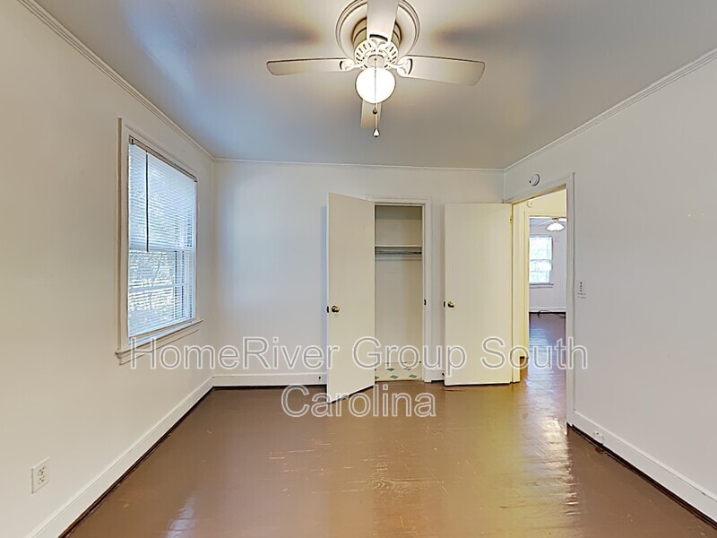 Building Photo - 321 N Magnolia St