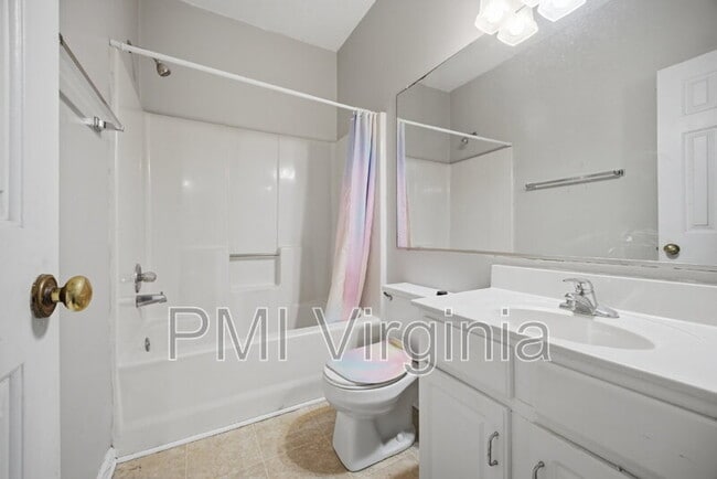 Building Photo - 724 Harbor Springs Trail