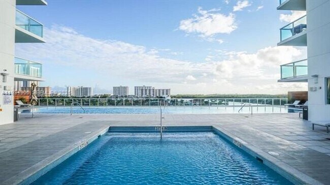 Building Photo - 400 Sunny Isles Blvd