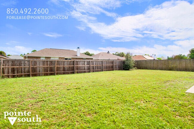 Building Photo - 2012 Horton Dr