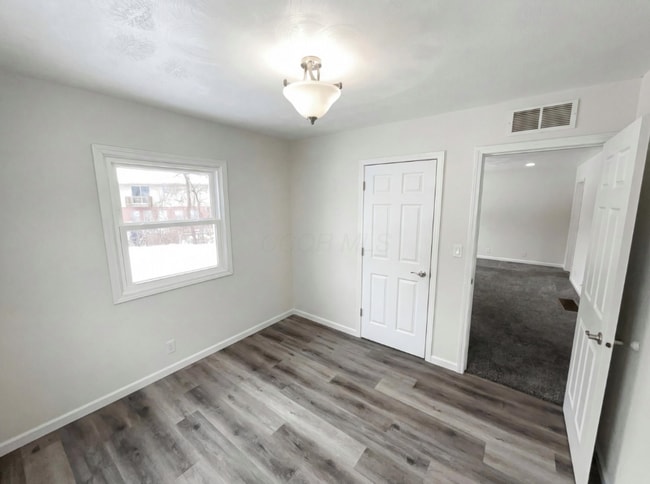 Building Photo - 202 Wildwood Ave