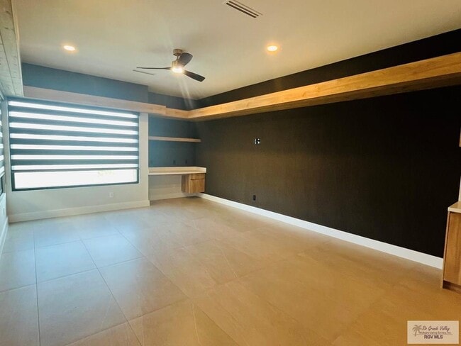 Building Photo - 4610 Juniper Cir