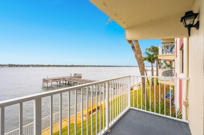 Building Photo - Riverfront 1-Bedroom Condo with Intracoastal Views – Daytona Beach, FL
