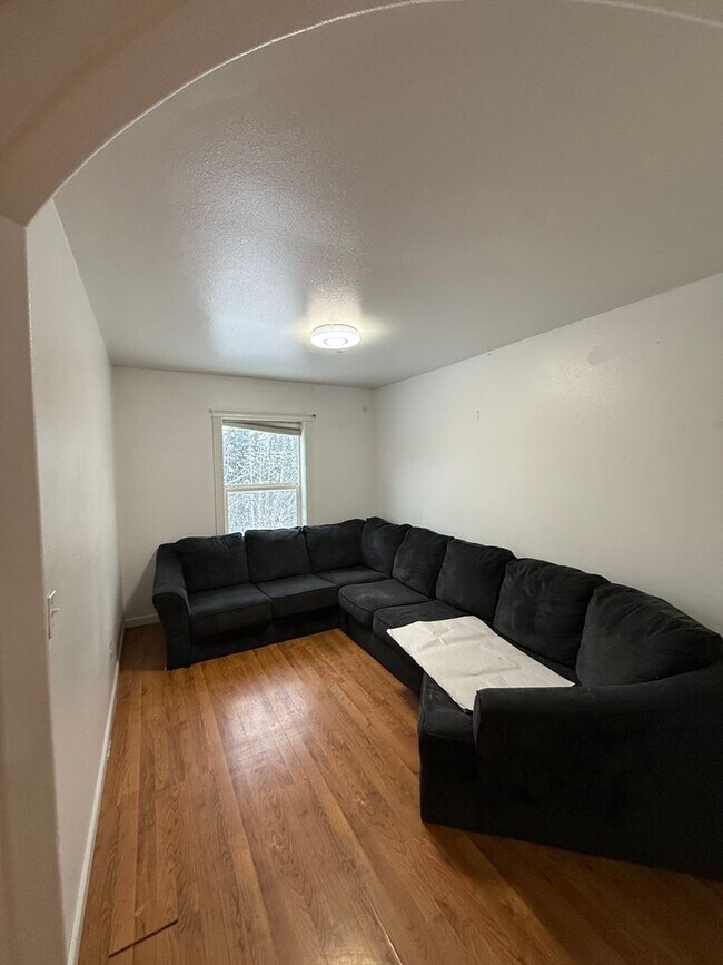 Building Photo - Parham McCormick Rd